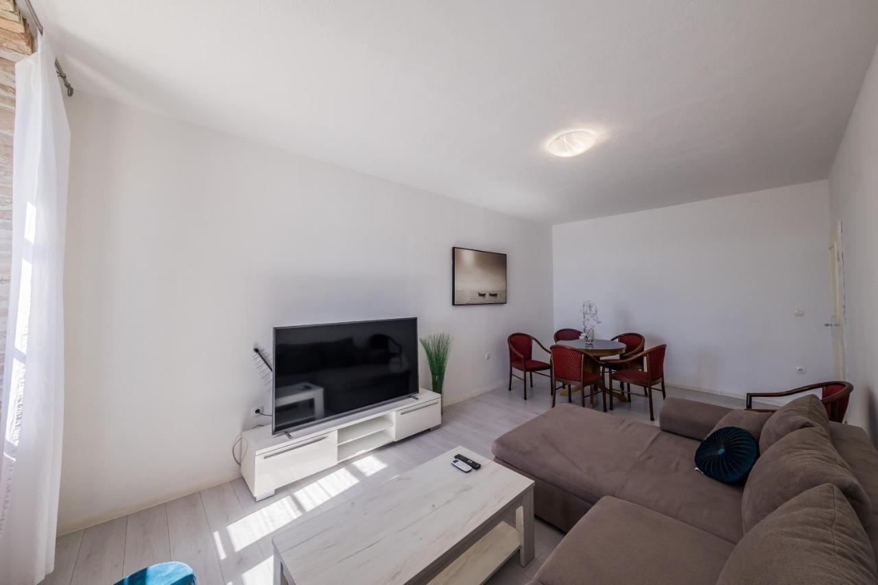 Seafront Apartments Karlo Kaštela Eksteriør bilde