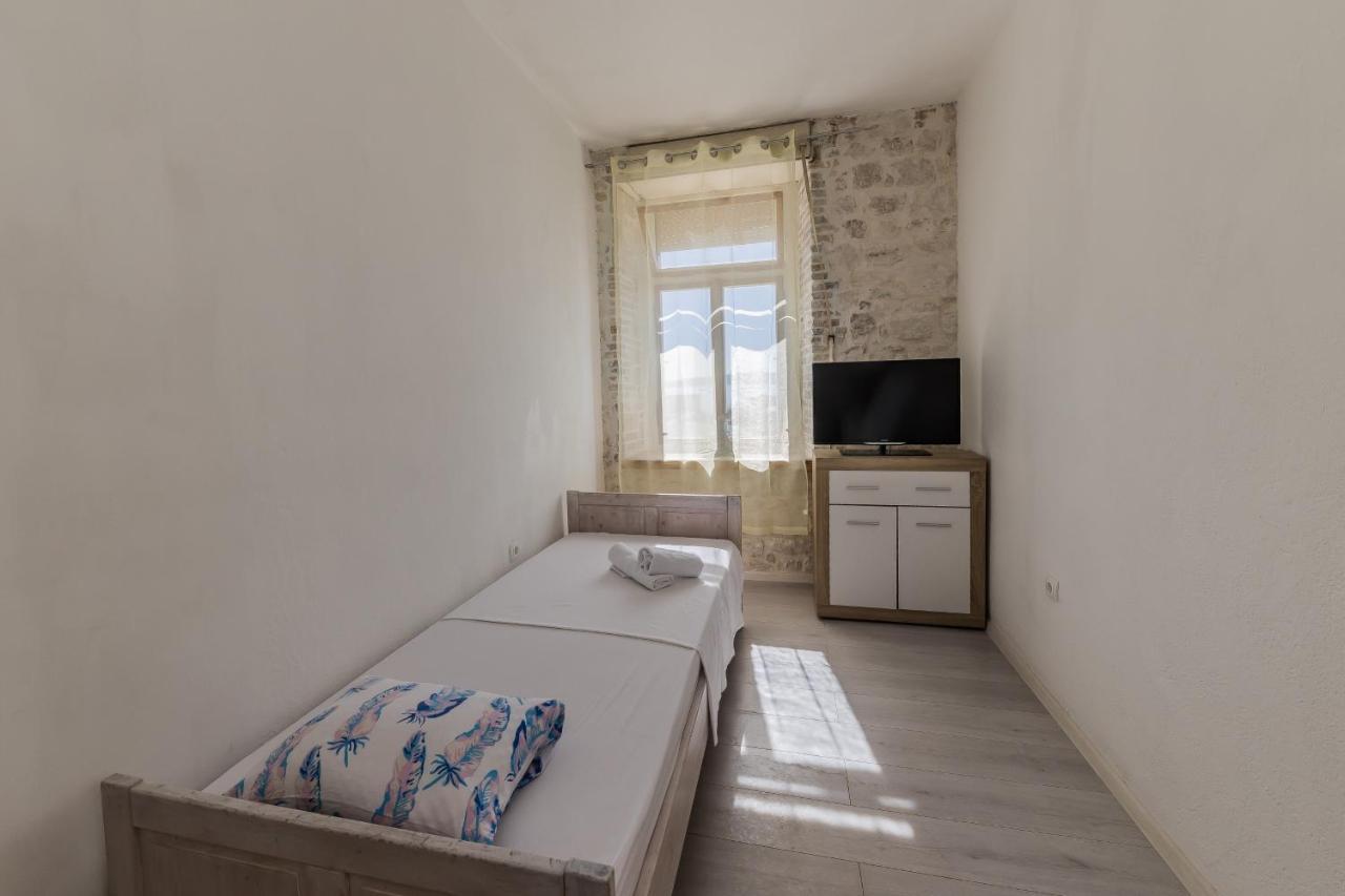 Seafront Apartments Karlo Kaštela Eksteriør bilde