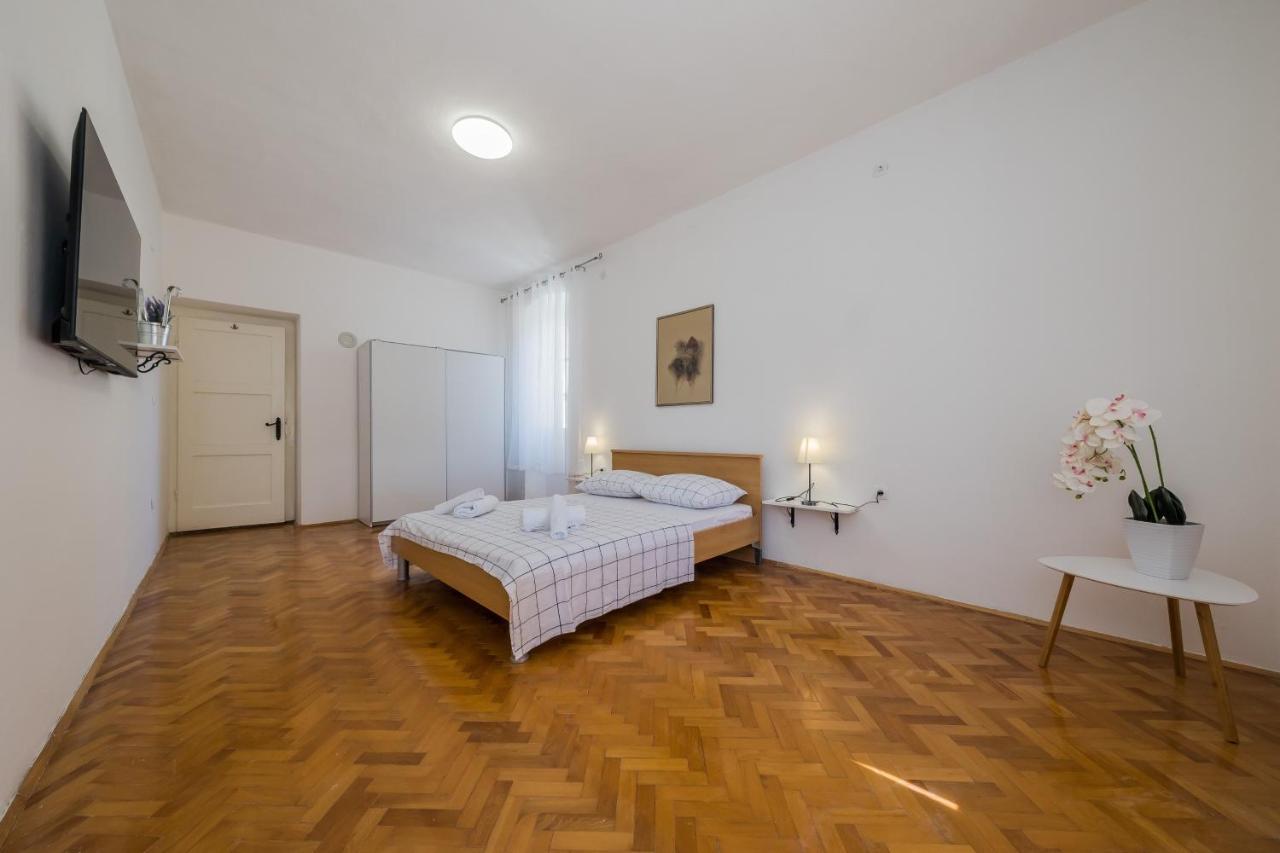 Seafront Apartments Karlo Kaštela Eksteriør bilde