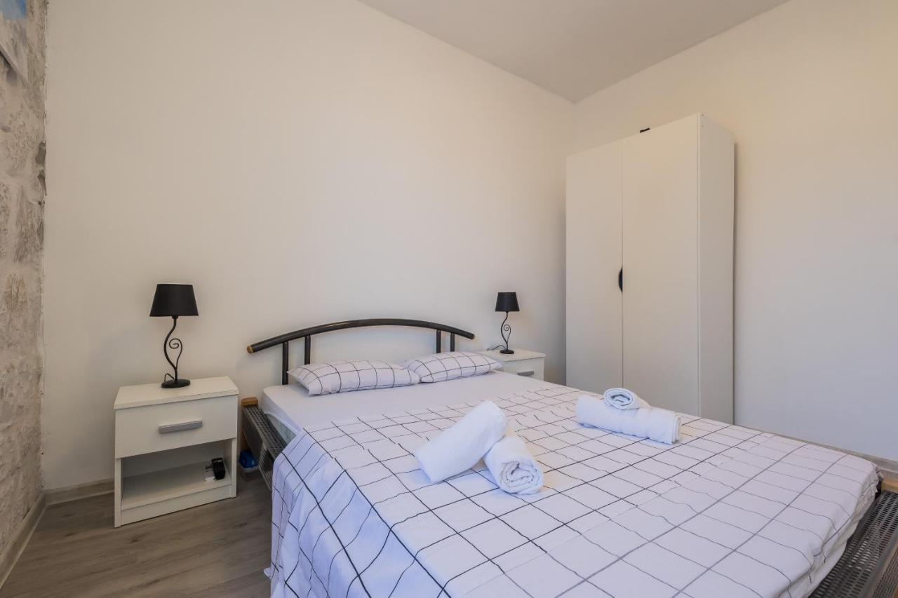 Seafront Apartments Karlo Kaštela Eksteriør bilde